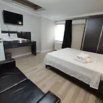 Otel Mars 3*