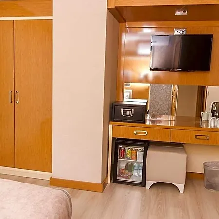 Hotel Mars 3*