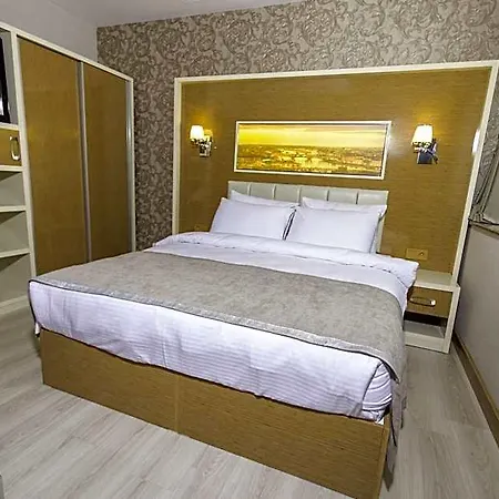 Mars Hotel