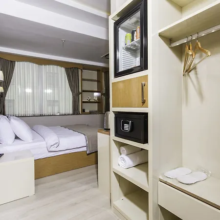 Mars Otel
